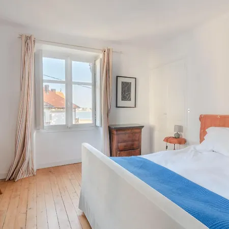 Grande Maison 19p Vue Mer Au Pouliguen Hébergement de vacances *